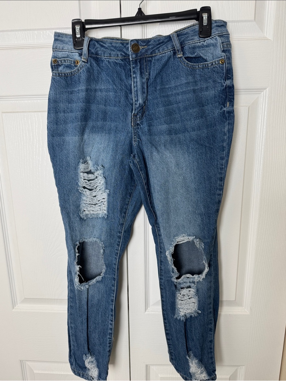 Rue21 Medium Blue Distressed Jeggings